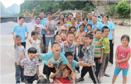 ��h������W(xu��)���������Є�(d��ng)���F(tu��n)�(du��)֧�̵��c(di��n)�ǏV���ό����Rɽ�h��կ�l(xi��ng)¡��С�W(xu��)��7��18��������?y��u)麢�ӂ��e�k��Ȥζ�\(y��n)��(d��ng)��(hu��)������������K������^��������������(xi��ng)Ŀ����(ch��ng)��ʮ�֟������\(y��n)��(d��ng)��(hu��)��Ļ��֧���(du��)�c���ӂ��_�ĺ�Ӱ��