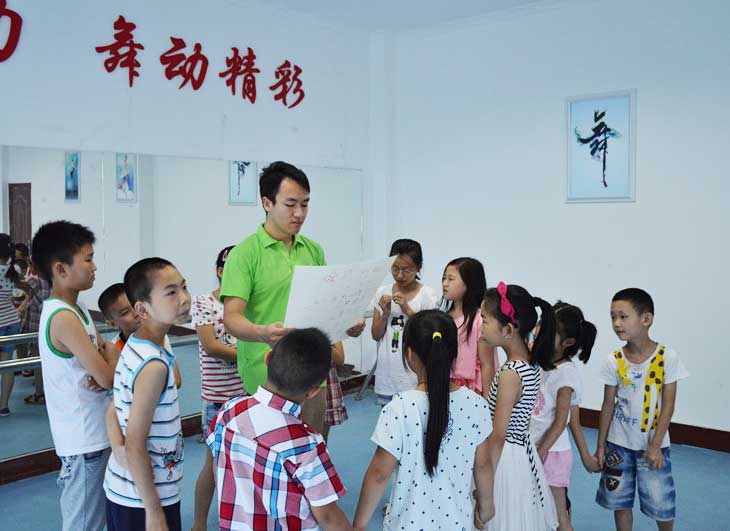 ־Ը�ߞ麢�ӂ��������o��(d��o)�����ں��ӂ�?n��i)��H������С�[�T���c���غ��ӽ�����(du��)����