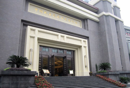 ��ǰ��������W(w��ng)ӛ�ߺ͏�(qi��ng)��Փ���W(w��ng)�ѽM�ɵġ����Қvʷӛ�����ѿ���(zh��n)Ӣ�ҡ���ӣ��ؑcվ��С����������Ї������h�ɚvʷ����^���^��