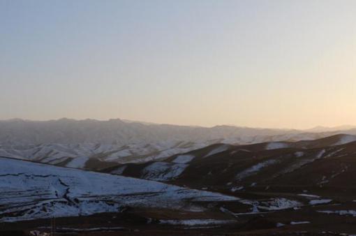 11����Ѯ�Ĵ���ɽ�ѱ��}�}��ѩ���w������� �z��