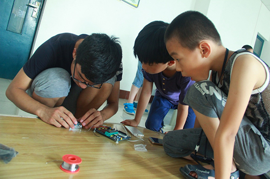 �Ї�(gu��)ʯ�ʹ�W(xu��)���A�|������(m��ng)֮�������̈F(tu��n)��ɽ�|ʡ�S�u��(j��ng)��(j��)�_�l(f��)�^(q��)ᘌ�(du��)����(w��)���ˆT��Ů�����؃�ͯ�_չ������(d��ng)�����H�_�O(sh��)�Z��(sh��)���n�̽̌W(xu��)��߀�_չҕ�l�̌W(xu��)��ħ�g(sh��)��ħ�����L�����dȤ��n���� (3)