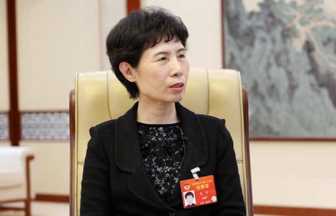 全國政協(xié)委員、中國貿(mào)促會(huì)會(huì)長高燕：推動(dòng)全方位對外開放 促進(jìn)外貿(mào)穩(wěn)中提質(zhì)